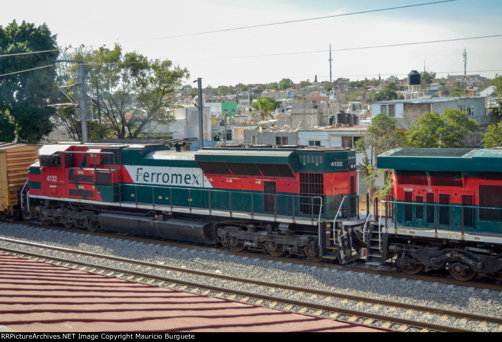 FXE SD70ACe Locomotive running as DPU